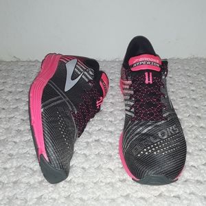 Brooks Hyperion women size 8